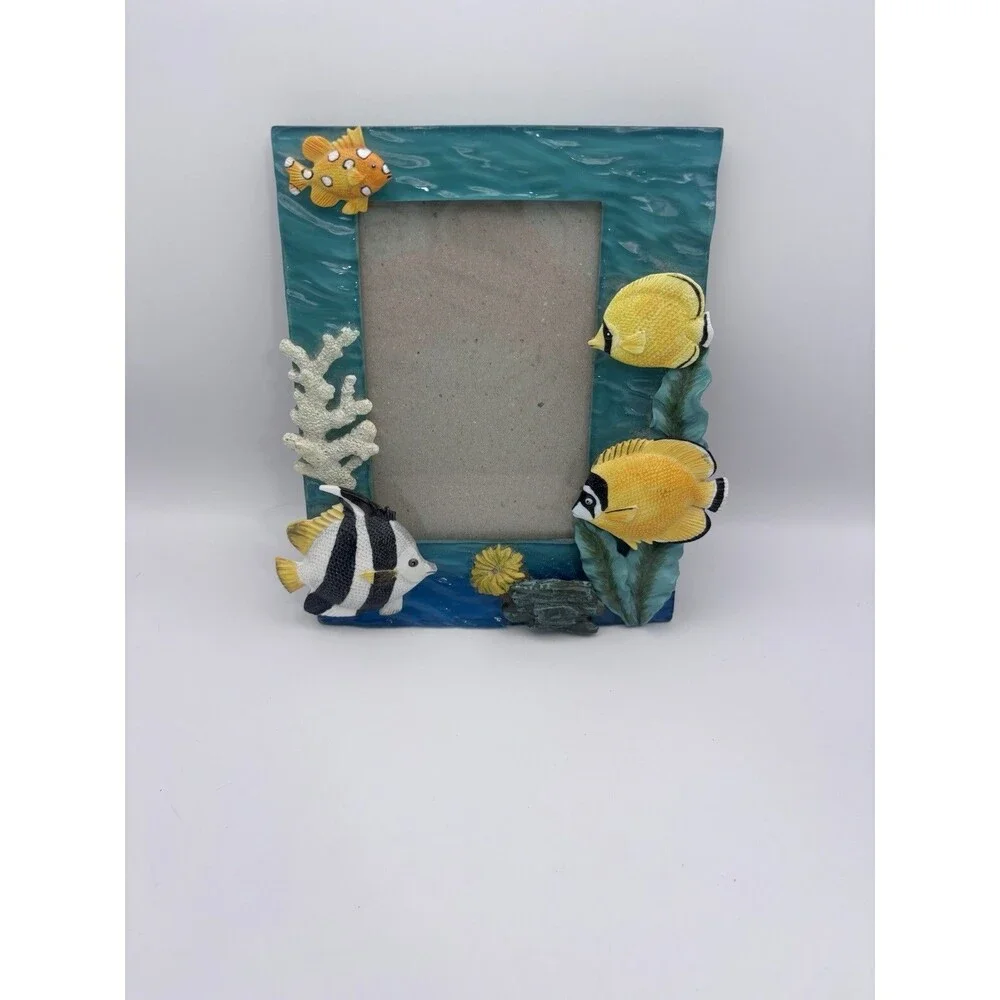 Vintage 3D Textured Tropical Fish Picture Frame Ocean Beach Vacation Island